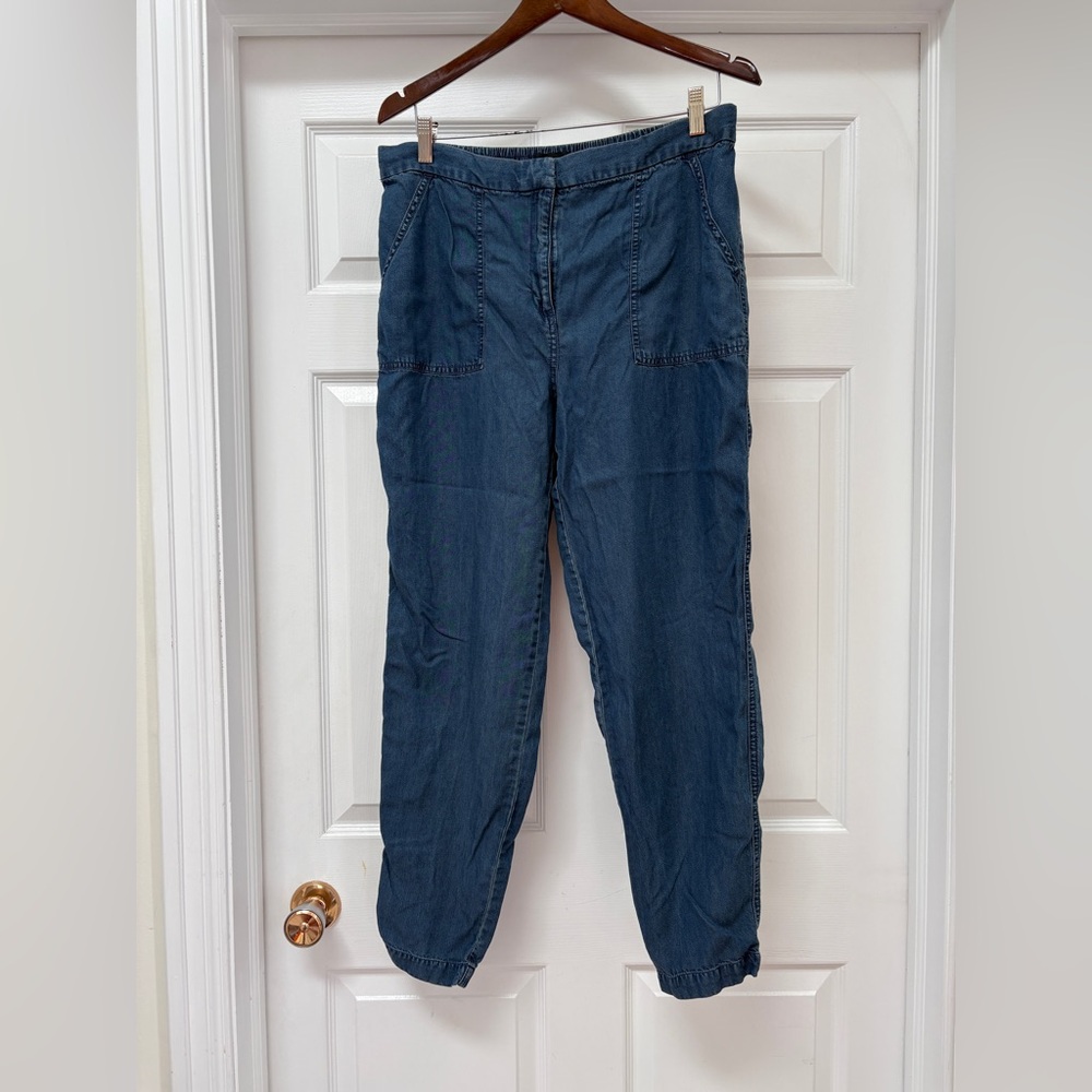 Reitmans Women's Straight Leg Jogger style lightweight Jeans ladies